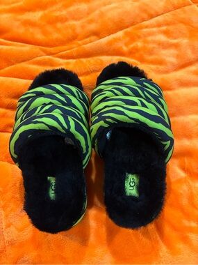 UGG Women’s Platform Neon Green and Black Zebra Shearling Slide